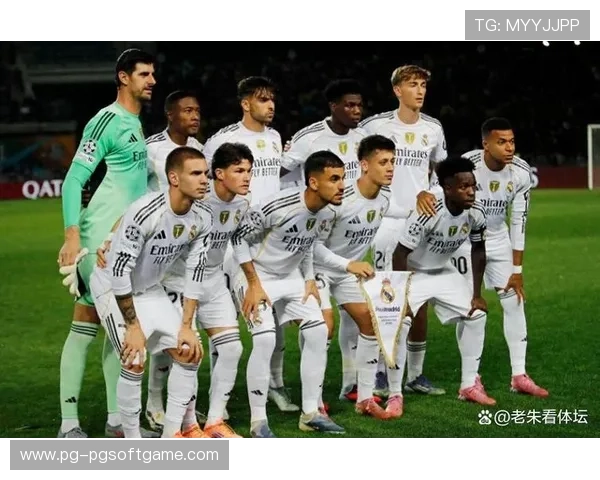 姆巴佩领衔首发阵容全解析球队战术与核心球员表现